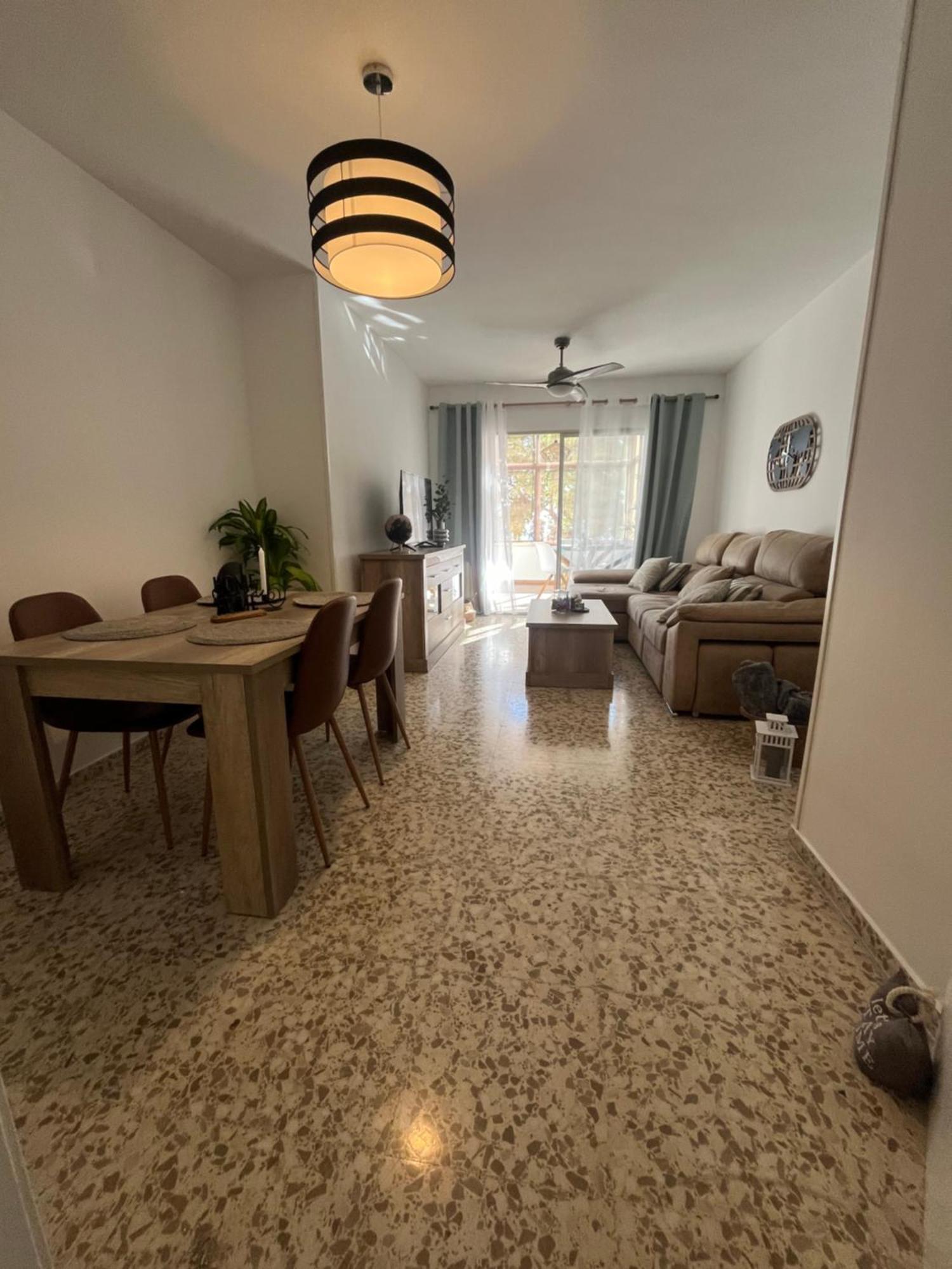 Love Rent4 Malaga Huelin Exterior foto