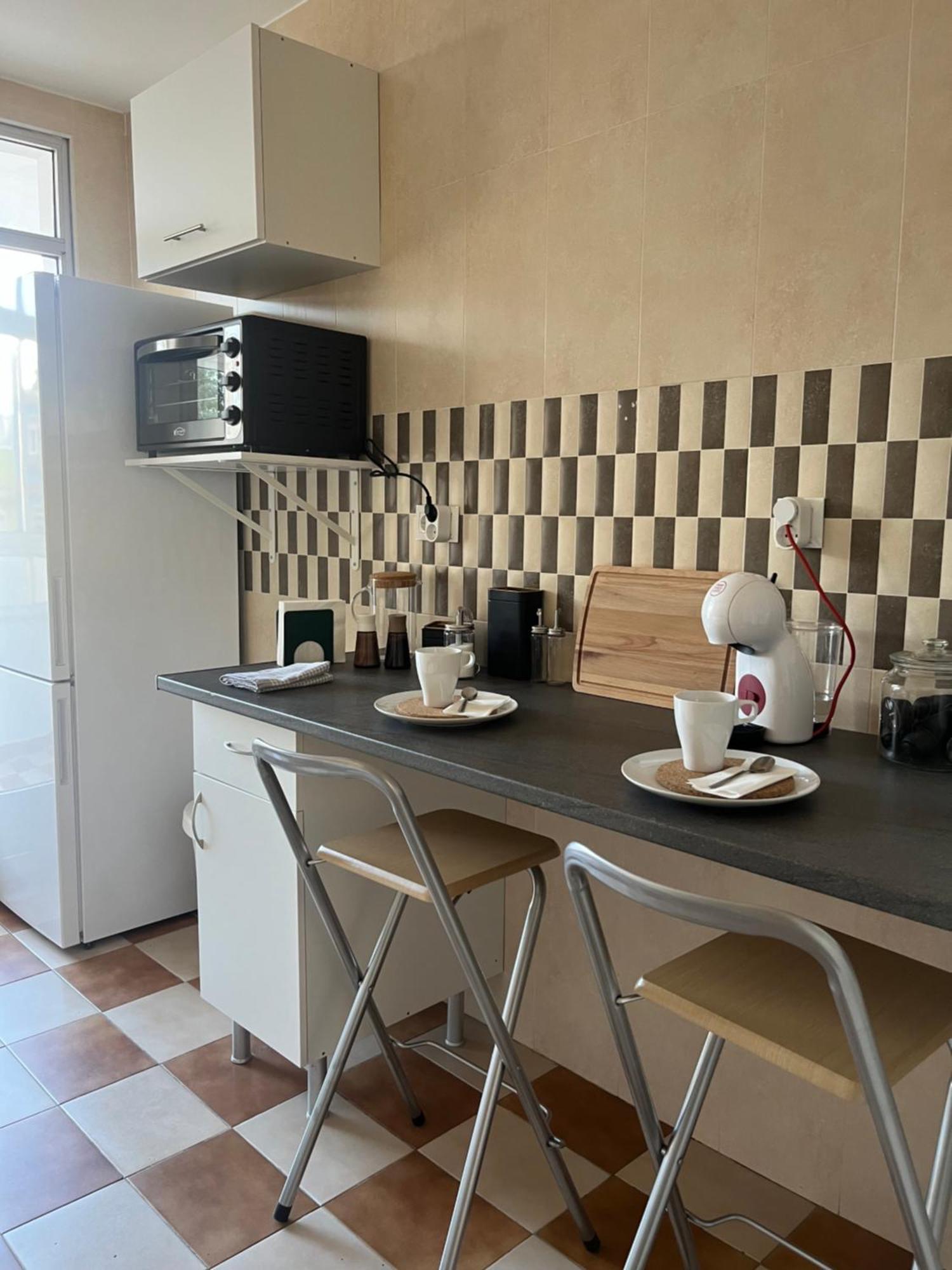 Love Rent4 Malaga Huelin Exterior foto