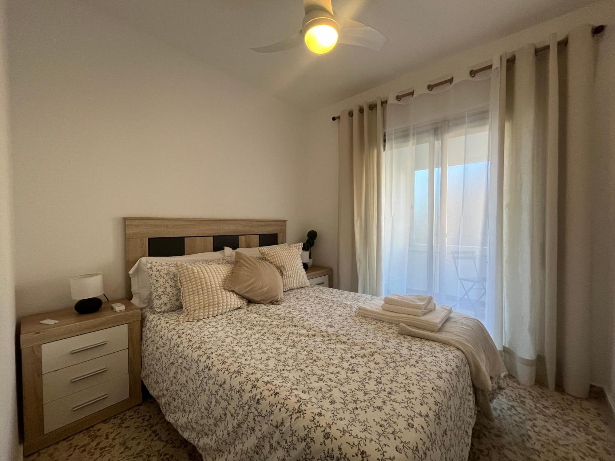 Love Rent4 Malaga Huelin Exterior foto