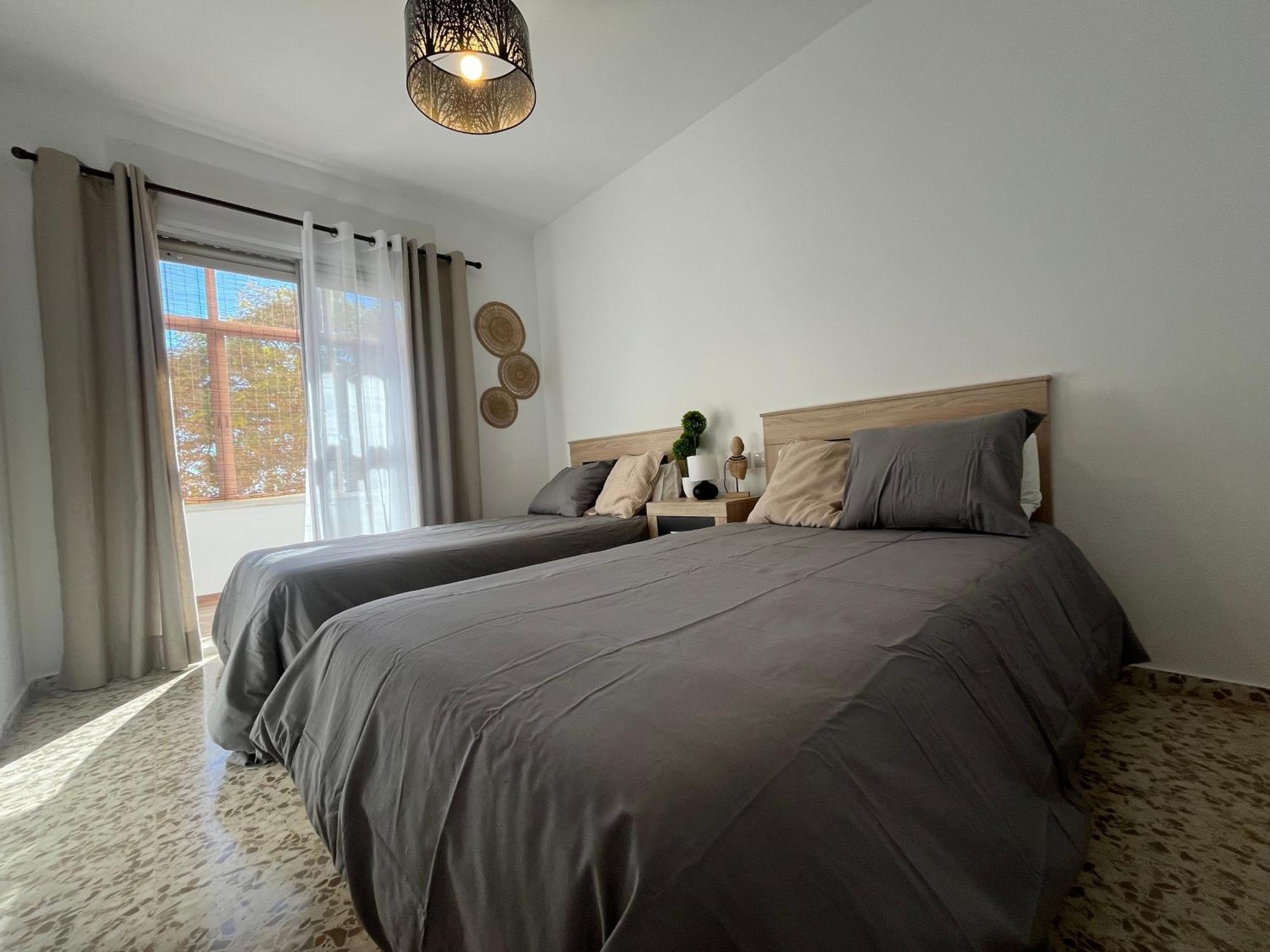 Love Rent4 Malaga Huelin Exterior foto